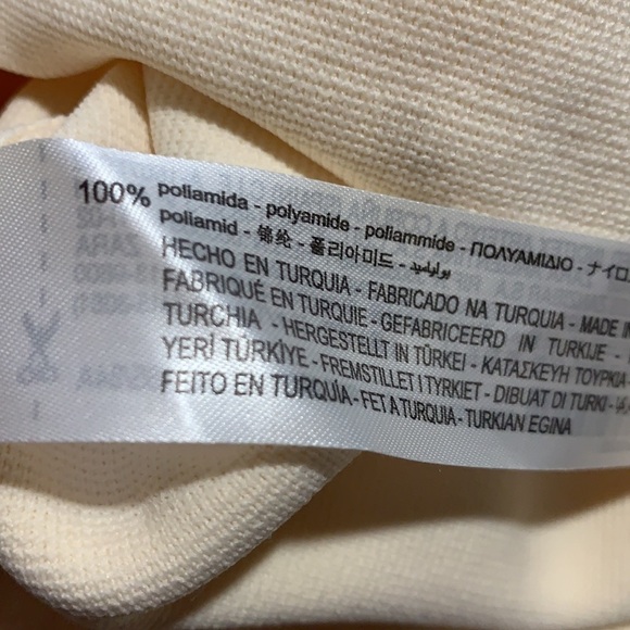 NWT. Zara Cream Asymmetric Knit Dress Size M. - Picture 10 of 11